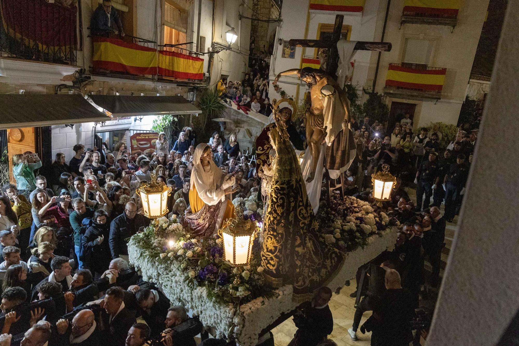 Santa Cruz no defrauda el Miercoles Santo en Alicante