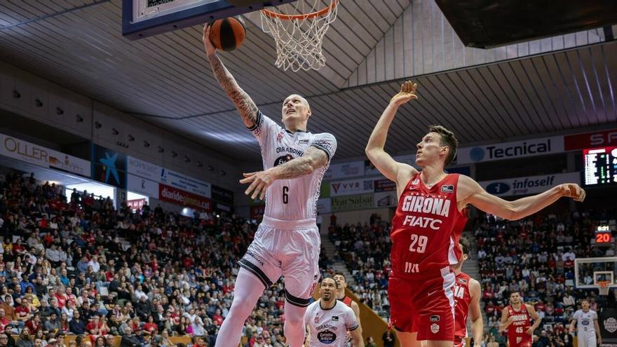 El Obra cae en el último segundo en Girona y alarga su racha negativa