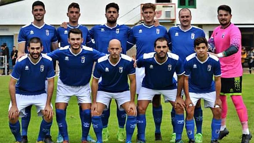 La alineación del Tapia, en el único partido que jugó esta temporada. | R. T.