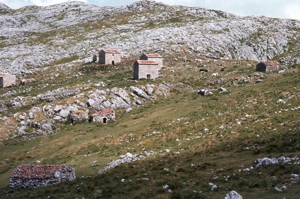 Fotografías de montaña donadas al Pueblo de Asturias