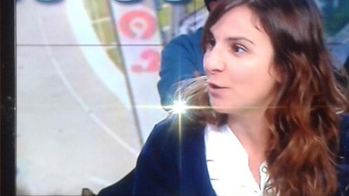 Beatriz Garrote, la presidenta de las víctimas del metro de Valencia, esta mañana en el plató de Canal 9.