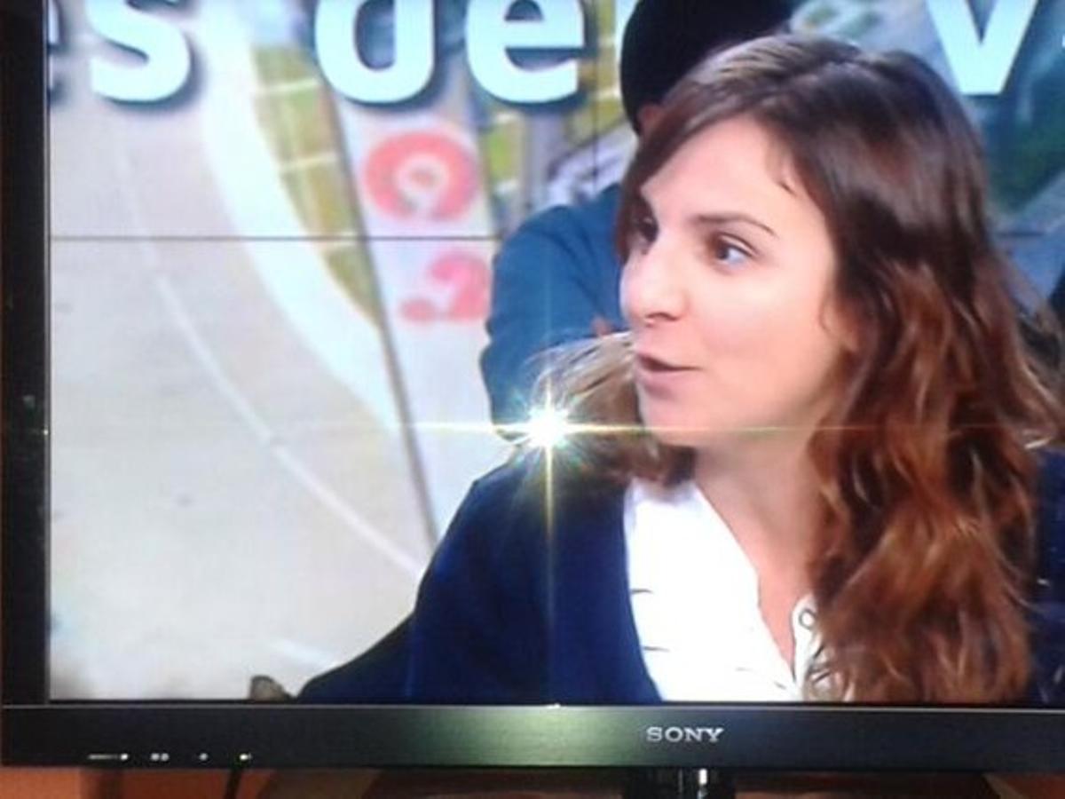 Beatriz Garrote, la presidenta de les víctimes del metro de València, aquest matí al plató de Canal 9.