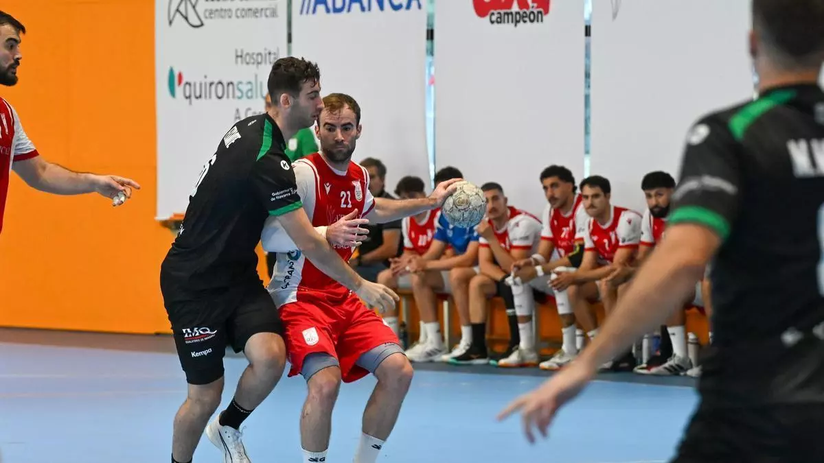 28-26 | El OAR reacciona a tiempo y evita un tropiezo ante el Amenabar Zarautz