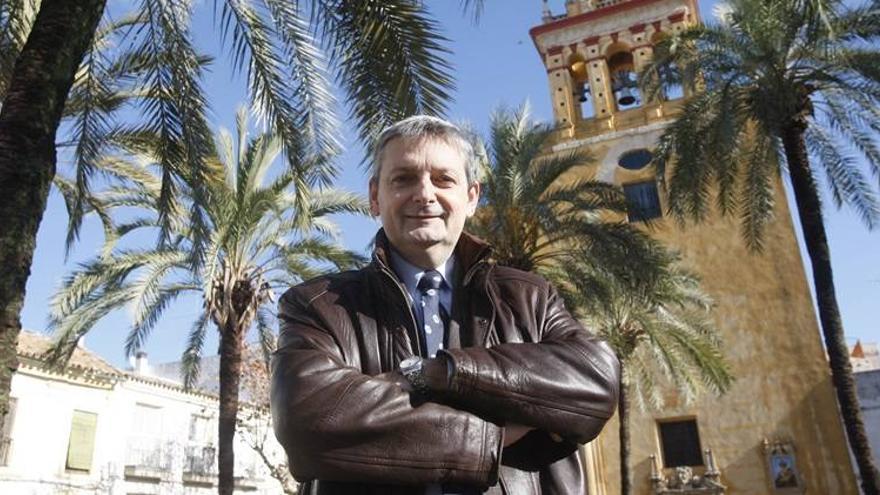 Antonio López de Letona: &quot;Se agradece la devoción del barrio a las imágenes después de tantos años&quot;