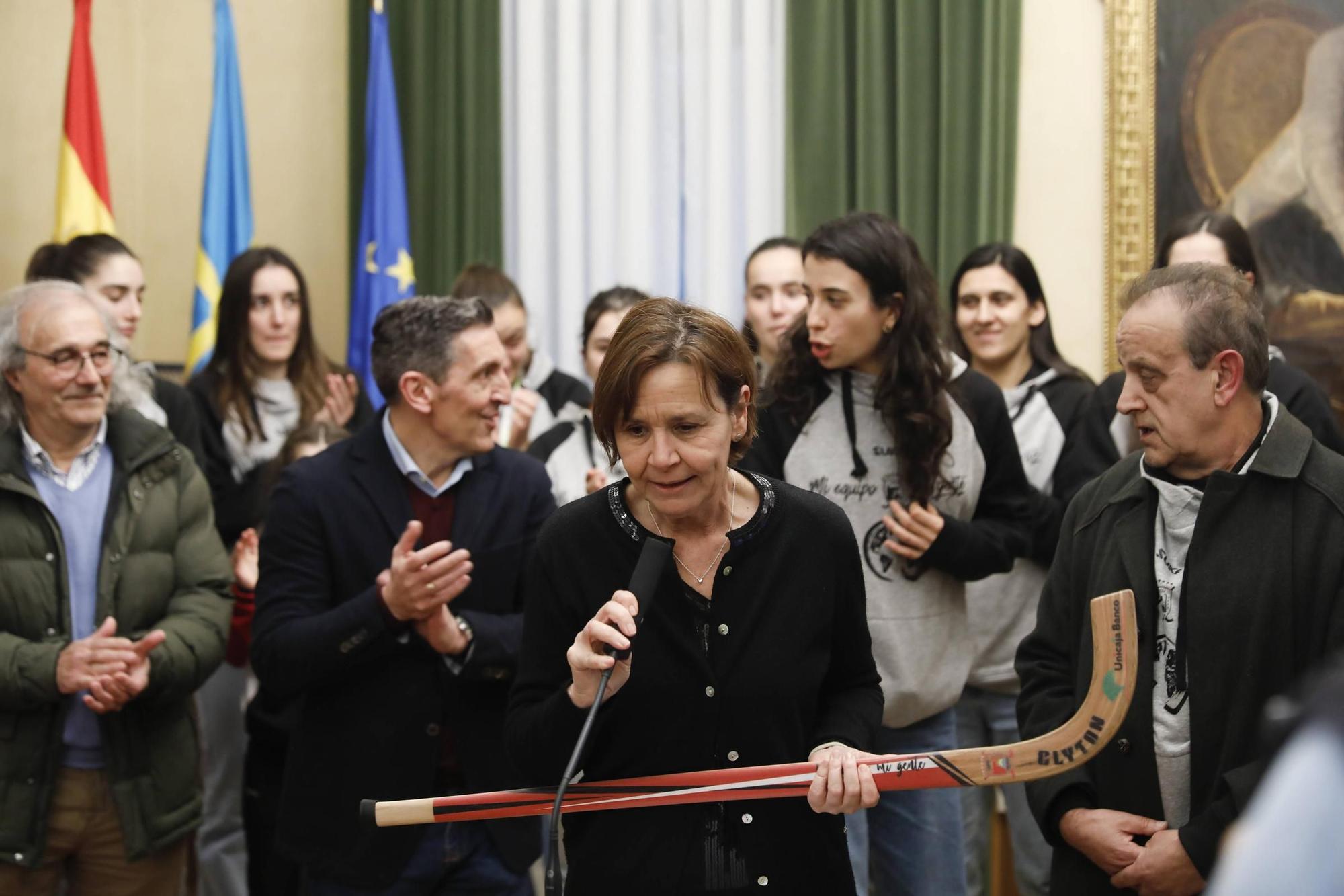 La recepción en el Ayuntamiento a las jugadoras del Telecable Gijón, en imágenes