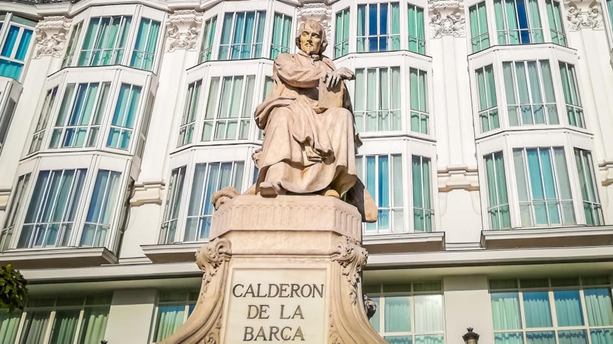 Estatua a Calderón de la Barca en Madrid.