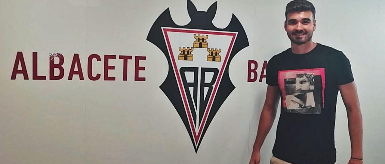 Edu Latorre en julio de 2019, cuando fichó por el filial del Albacete Balompié | LEVANTE-EMV