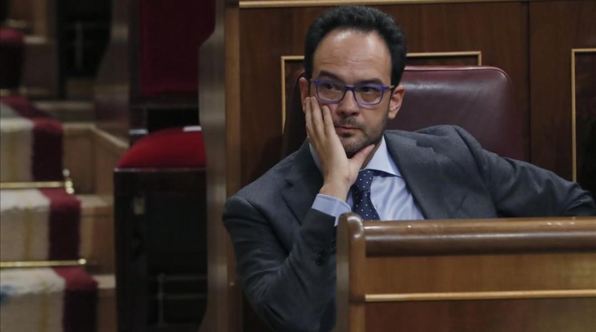 rjulve36087265 gra312 madrid 29 10 2016 el portavoz del psoe en el cong161029204930 rjulve36087265 gra312 madrid 29 10 2016 el portavoz del psoe en el cong161029204930