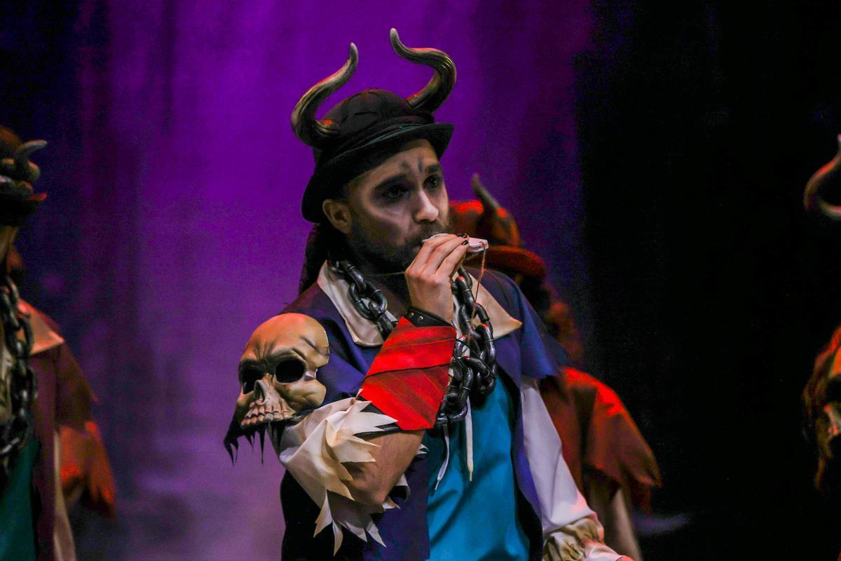 COAC Málaga 2024 | La comparsa 'Tus demonios', en la segunda preliminar