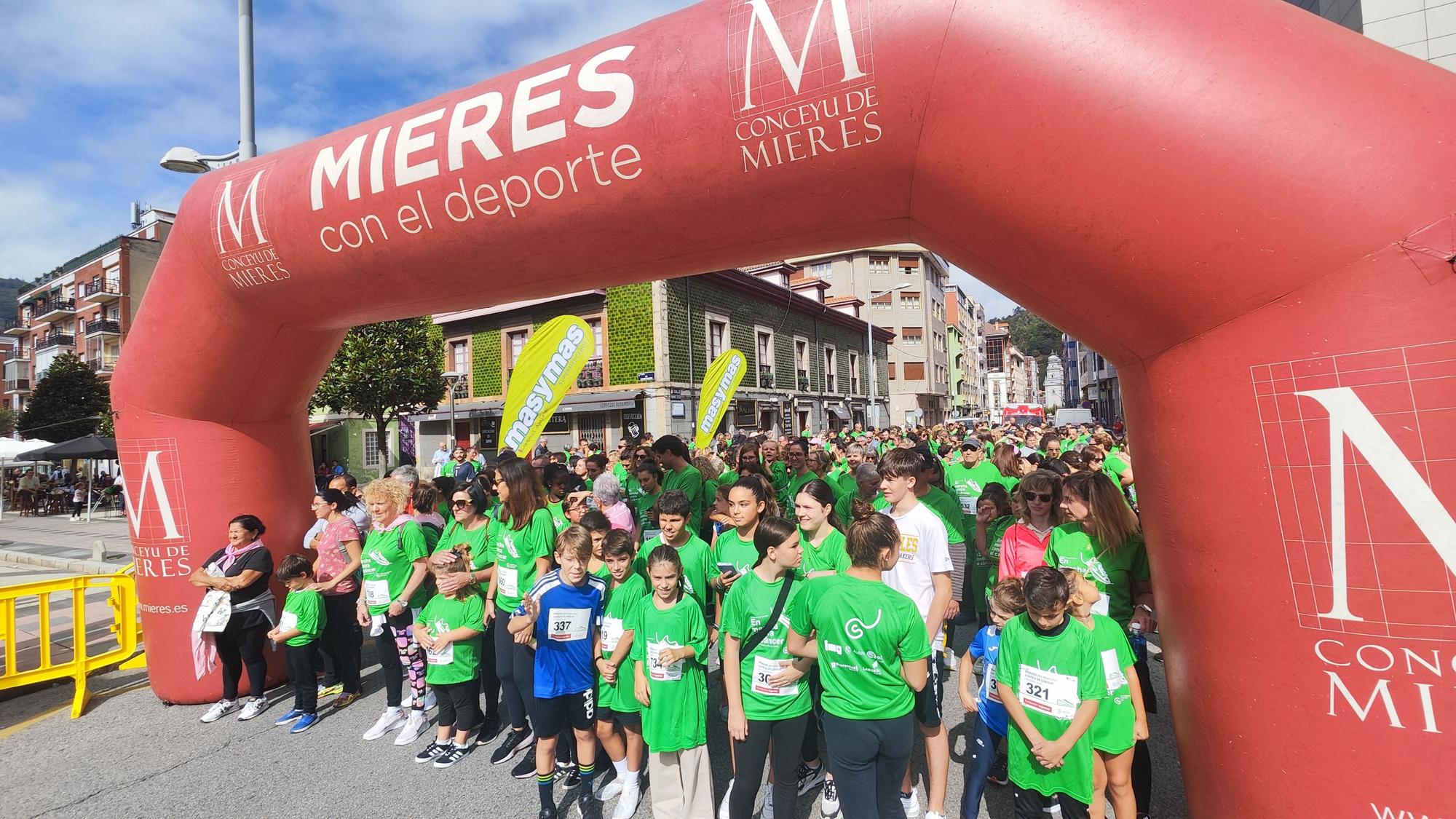 La carrera contra el cáncer de Mieres, en imágenes.