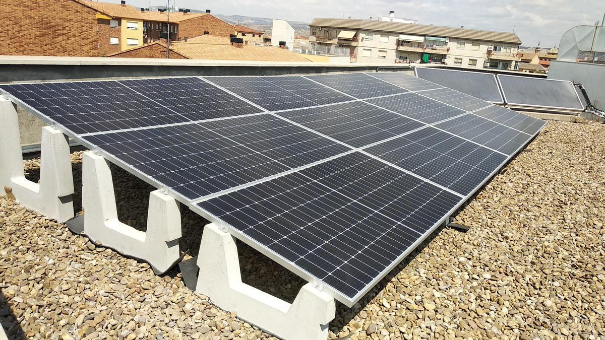 La sede de la Comarca Ribera Alta del Ebro cuenta con una instalación fotovoltaica.