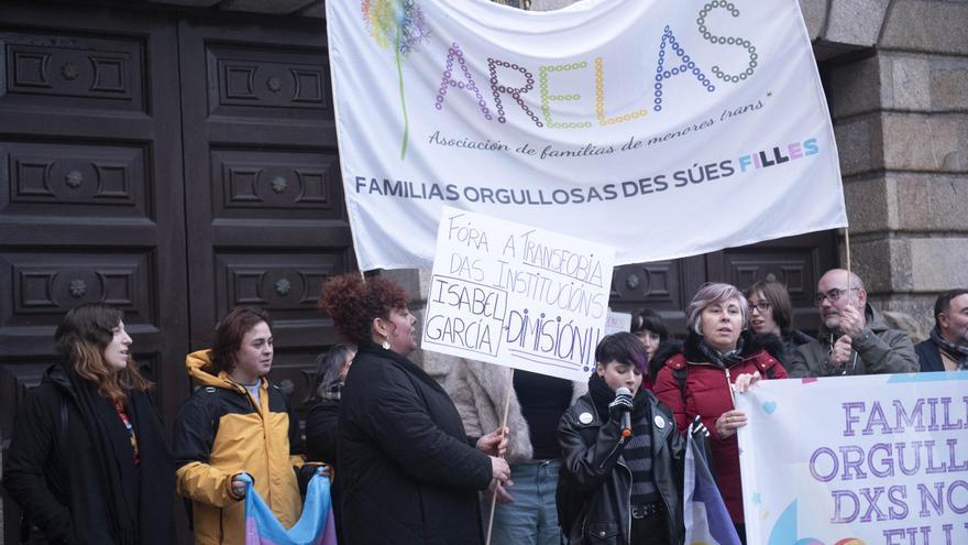 Arelas pide la revocación de la directora del Instituto de las Mujeres por “tránsfoba”