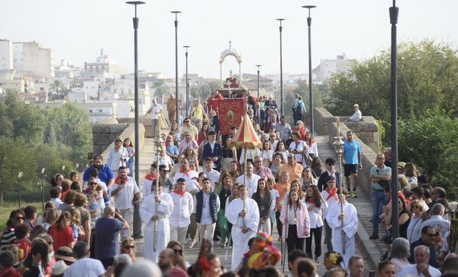 GALERÍA | La devoción por la mártir Santa Eulalia sella la unión entre Totana y Mérida