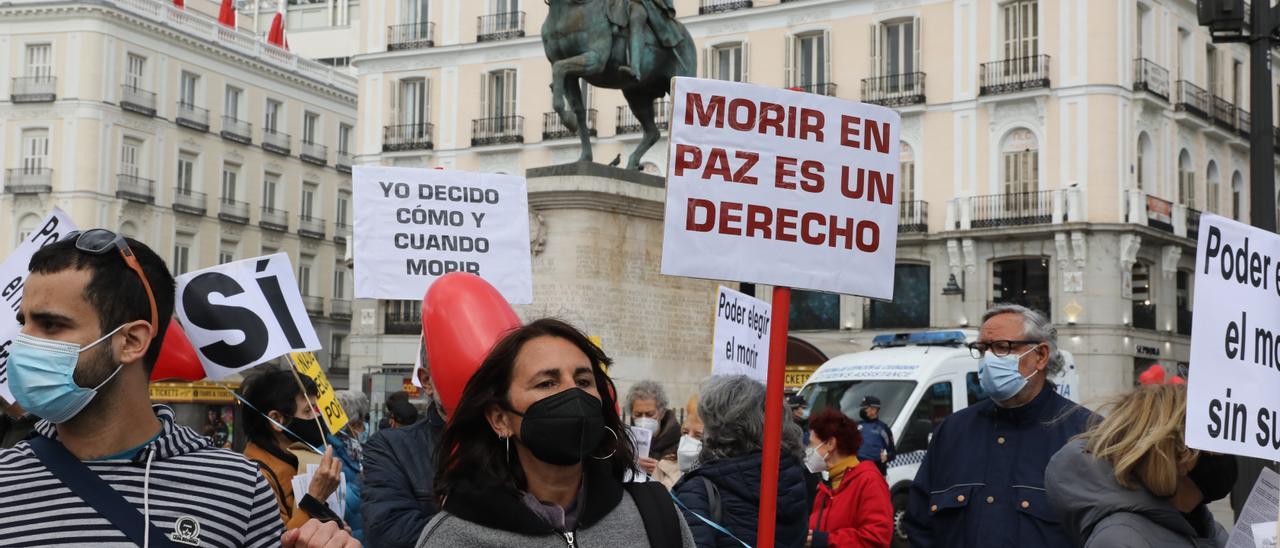 Una manifestación en apoyo a la eutanasia.