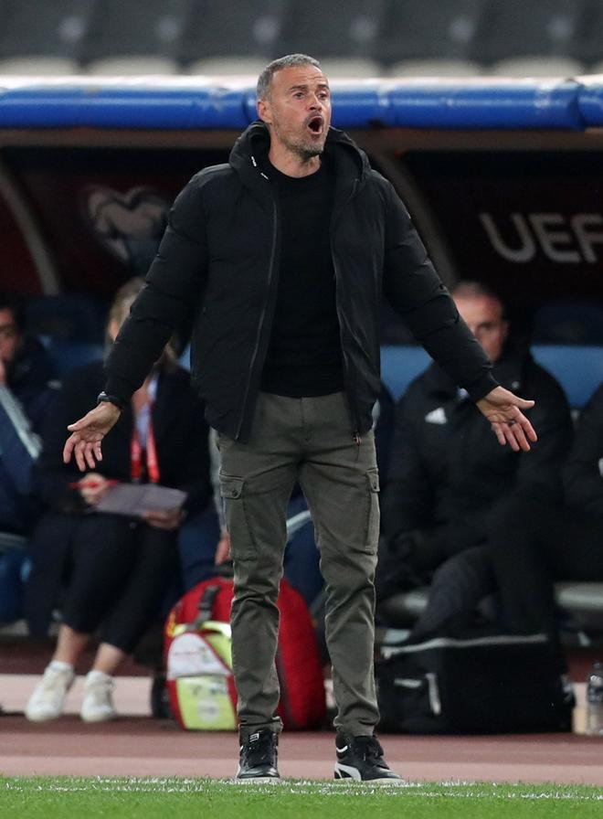 Luis Enrique: "No vamos a especular, saldremos a ganar a Suecia"