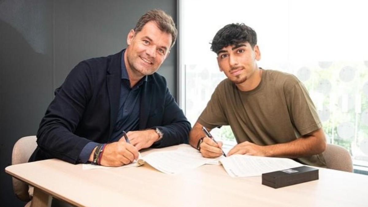 Igor Babayev firmó su contrato con Joan Soler