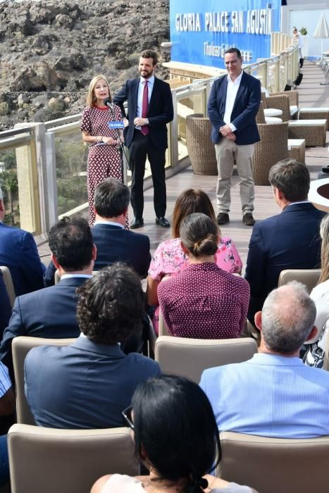 Encuentro de Pablo Casado (PP) con hoteleros en el sur de Gran Canaria