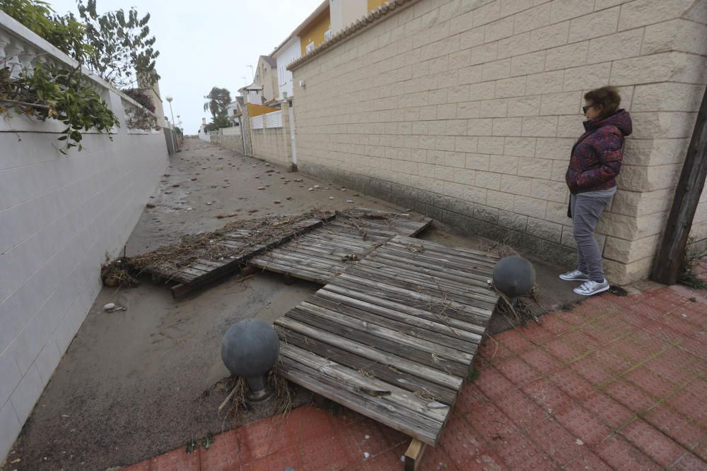 Daños en el litoral de Camp de Morvedre tras el paso del temporal Gloria