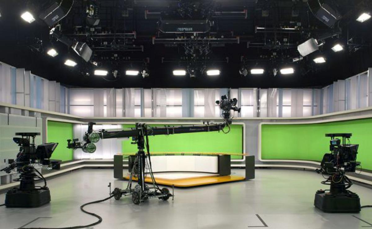 De tele, futbol i política