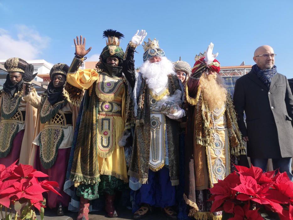 Los Reyes Magos recorren el litoral malagueño