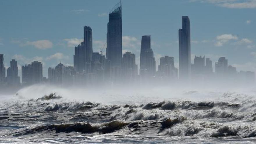 Un fortísimo temporal obliga a evacuar miles de hogares en Australia