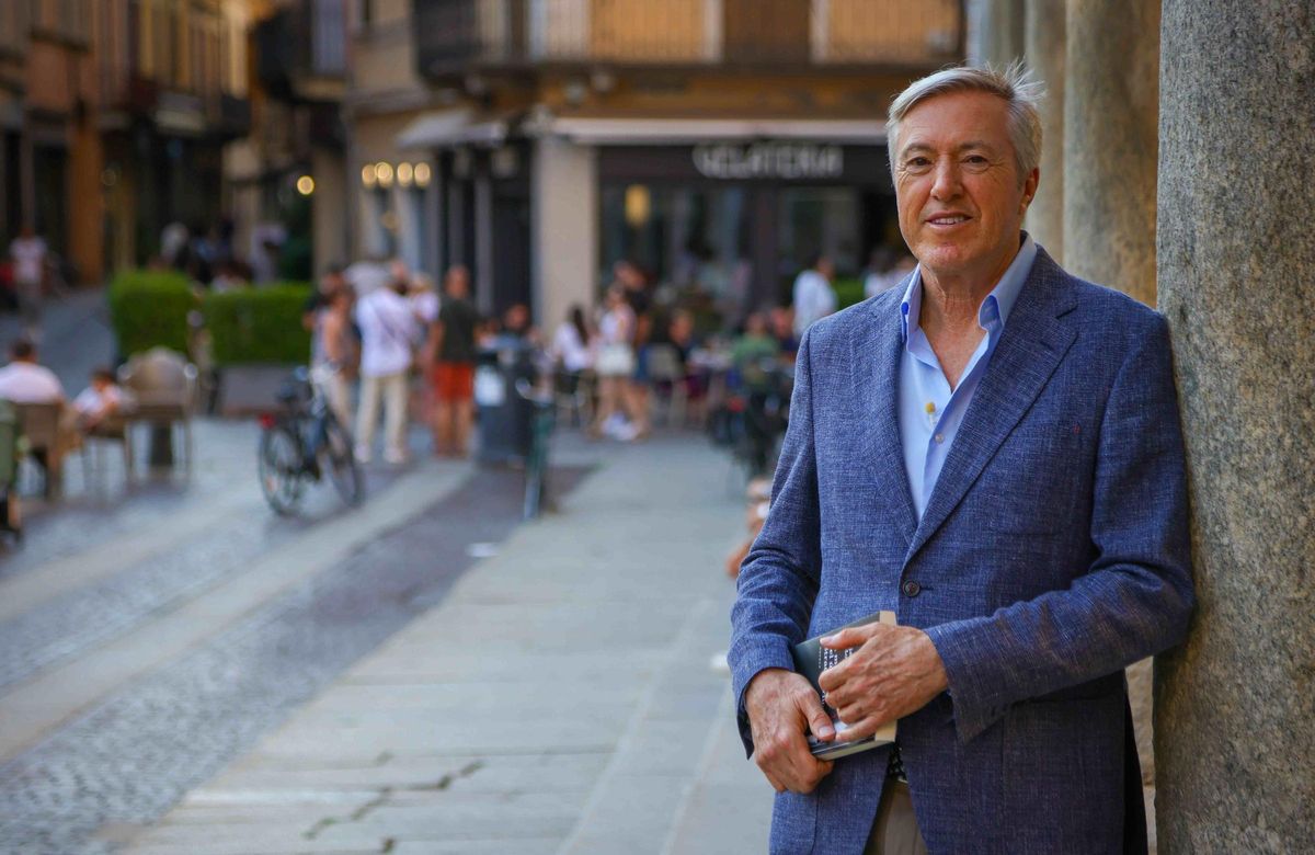 El escritor Alejandro G. Roemmers.
