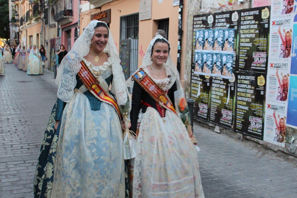 Procesión en el Barrio del Carmen y "cant de la carxofa"