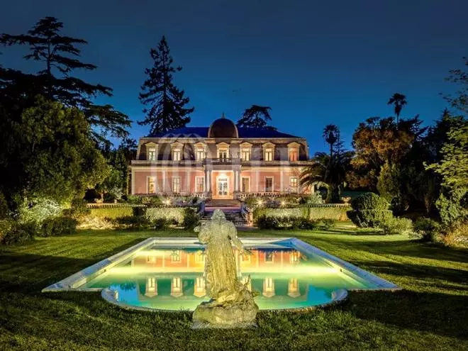 Así es el palacio del siglo XIX a la venta en Elvas