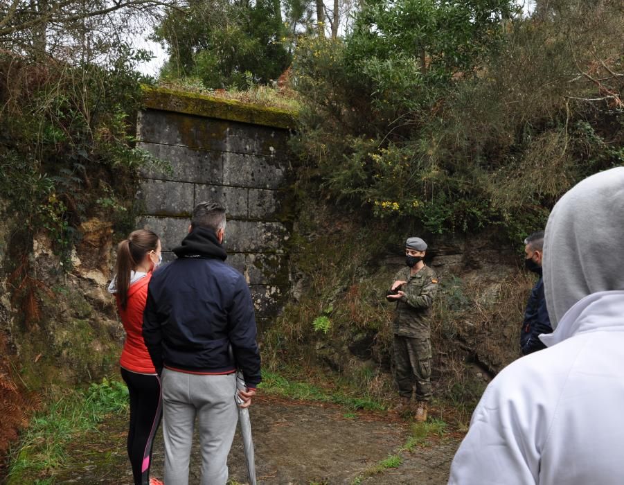 Visita inédita a la batería militar de O Grove