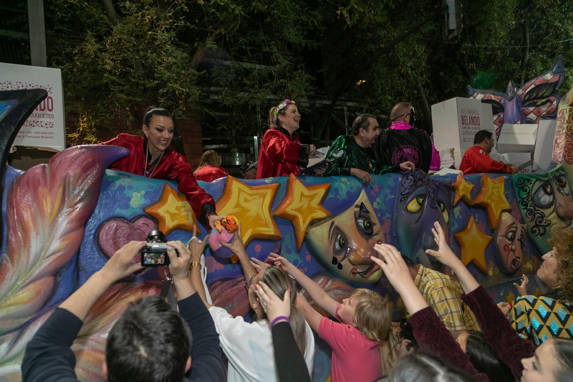 Las mejores imágenes del desfile y la lectura del Testamento de la Sardina