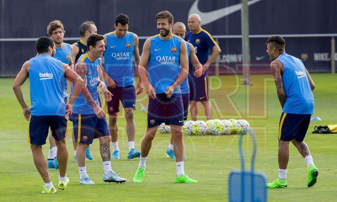 El primer entrenamiento del Barça 2015-2016 al completo, en imágenes