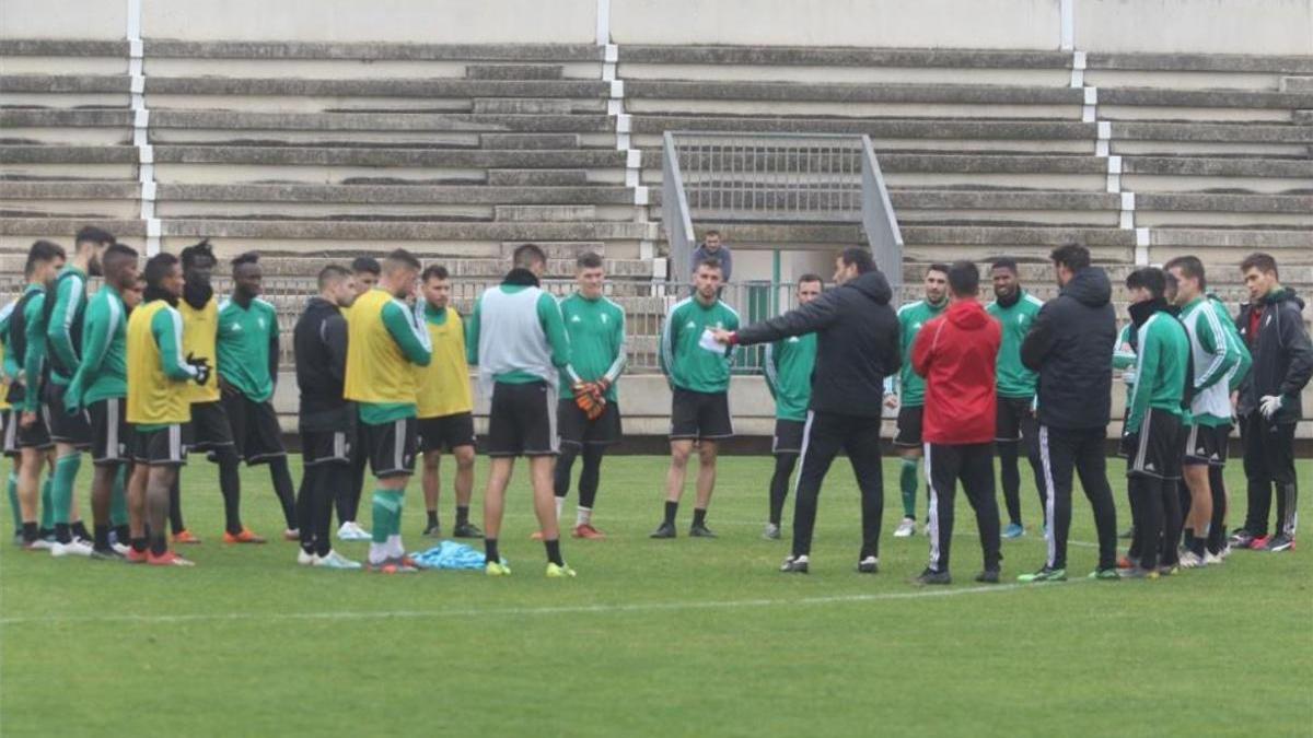 La previa del Don Benito-Córdoba CF: Potenciar juego y confianza