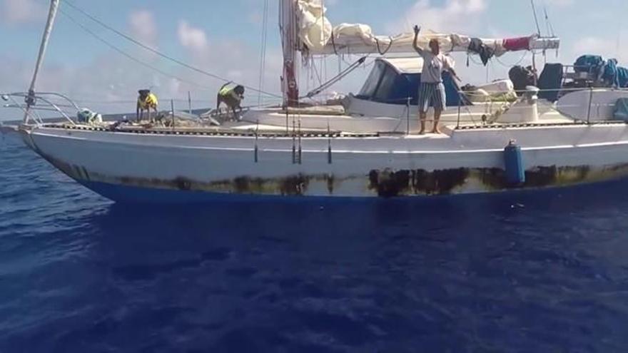 Rescatadas dos mujeres tras cinco meses a la deriva en el Pacífico