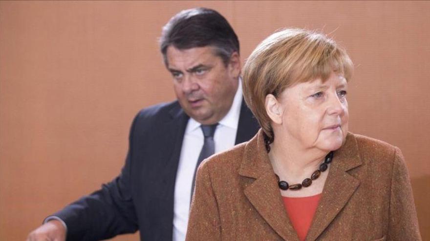 Así dio el SPD el poder a Merkel y así se lo dará el PSOE a Rajoy