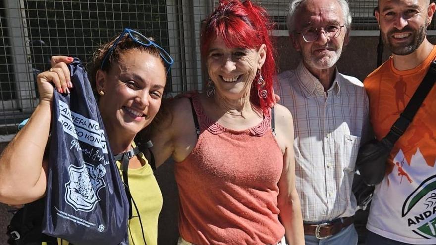 Dos vecinos de Redondela devuelven una bolsa con 300 euros a una peregrina: «No lo dudaron ni un segundo»