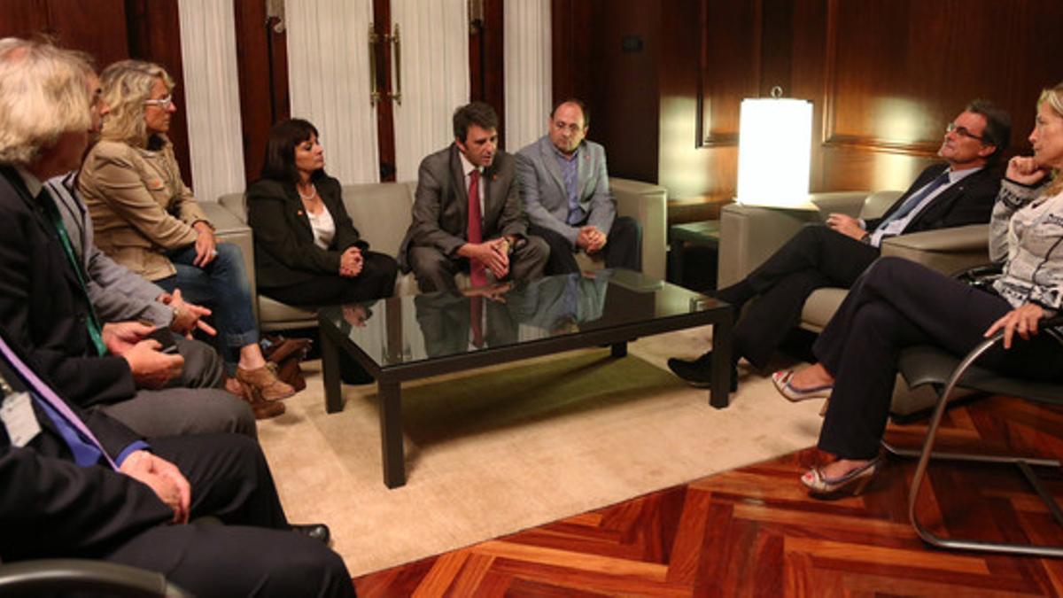 Encuentro de Artur Mas con organizadores del 12-O.