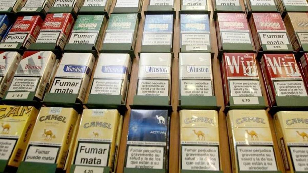 Cajetillas de tabaco en un estanco