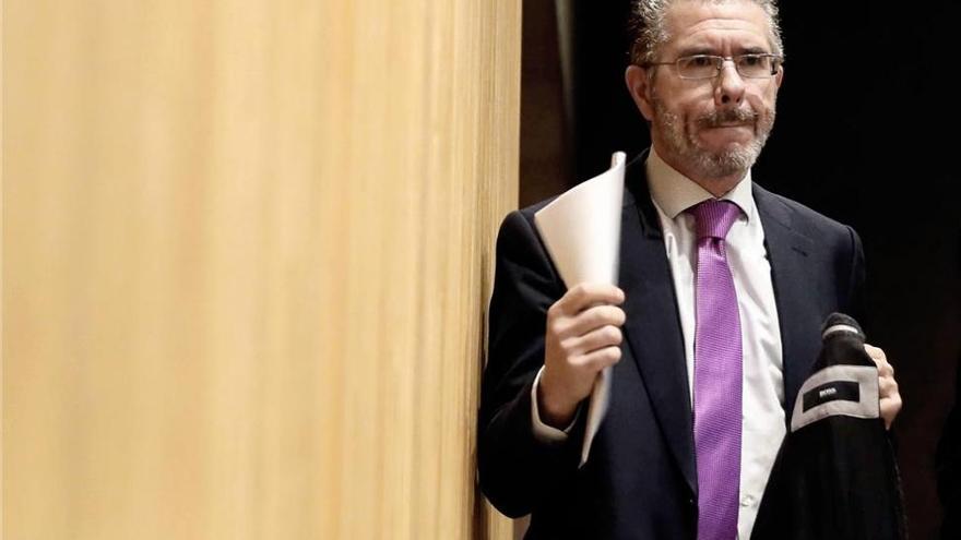 Granados trata de probar al juez la financiación irregular del PP