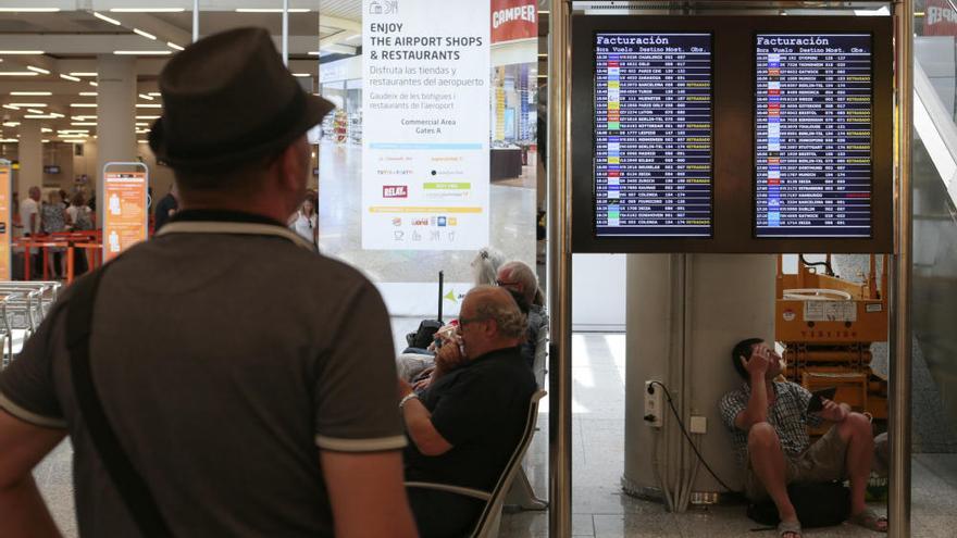 Retrasos en el aeropuerto de Palma por el mal tiempo