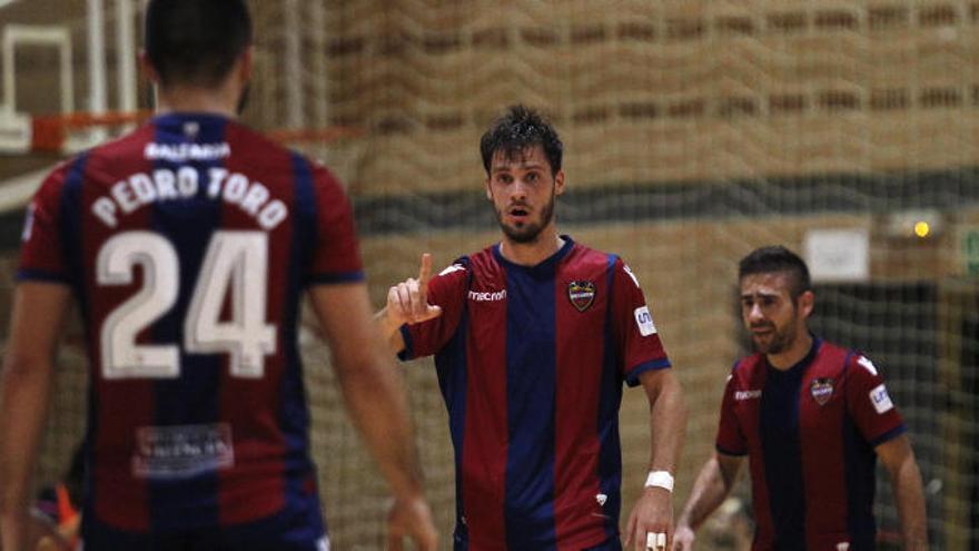 El levante UD FS se juega mucho esta noche en el Cabanyal.