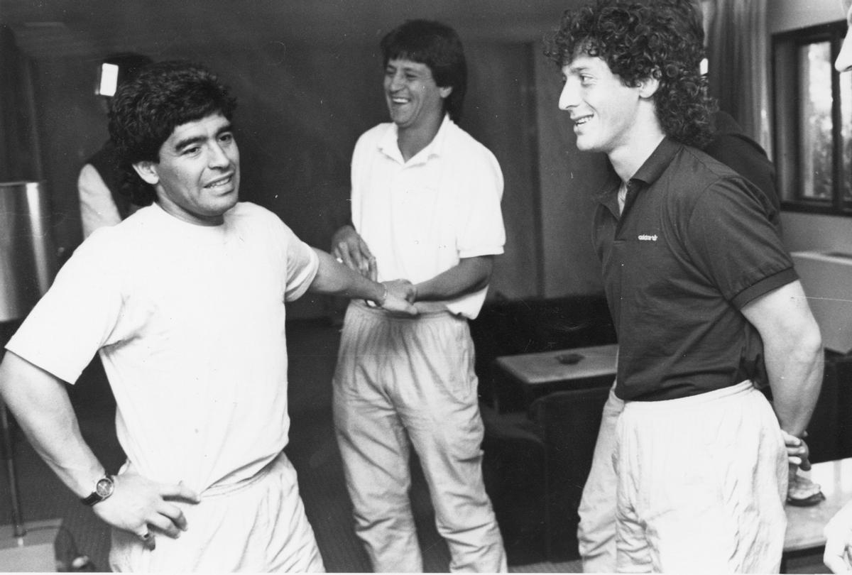 Cuando Maradona estuvo en Mestalla