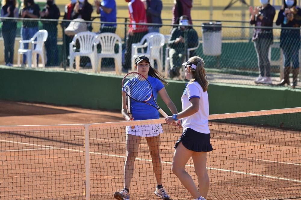 Entrega de premios del Campeonato Regional de Tenis, en Torre Pacheco