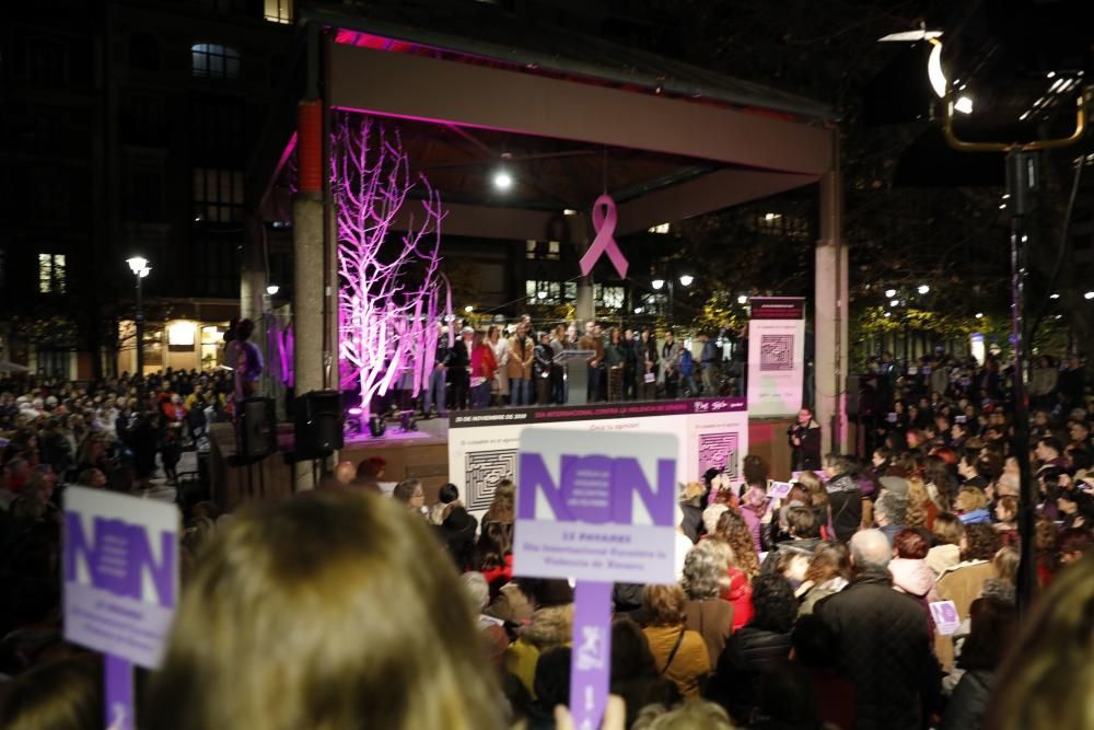 25N: Manifestación en Gijón contra la violencia de género