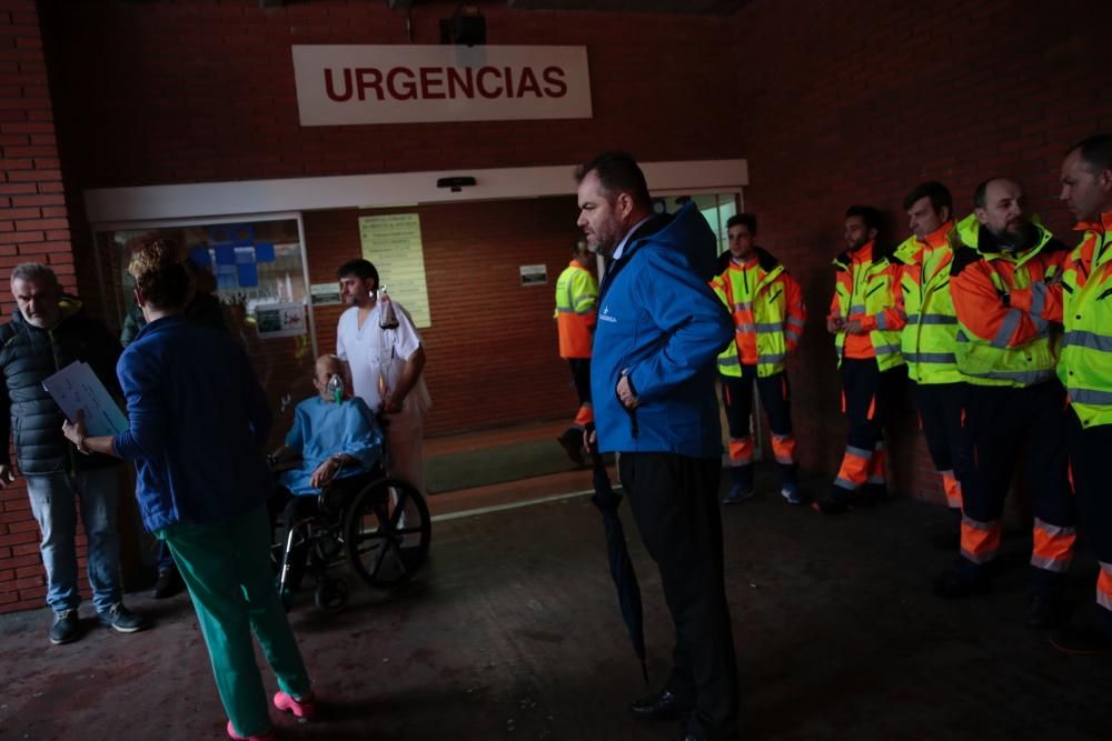 "Temporal en Asturias: El hospital de Arriondas, d