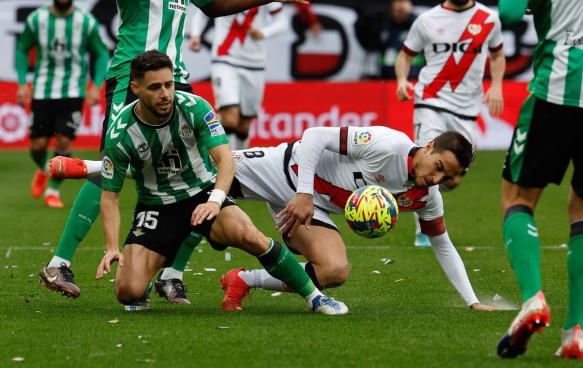 Álex Moreno, aquest cap de setmana contra el Rayo. | EFE