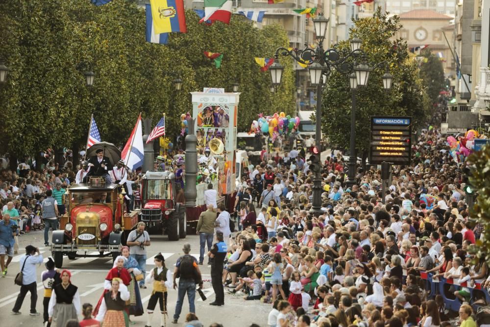 Desfile del Día de América en Asturias