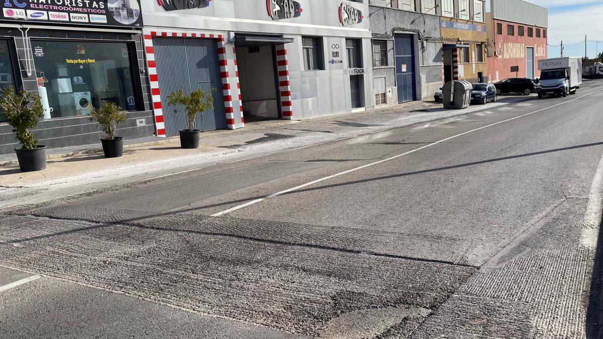 Paseo de la Estación de Crevillent antes de la actuación de reasfaltado