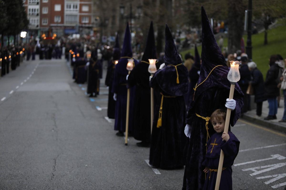 La procesión del Nazareno de Oviedo La procesión del Nazareno de Oviedo