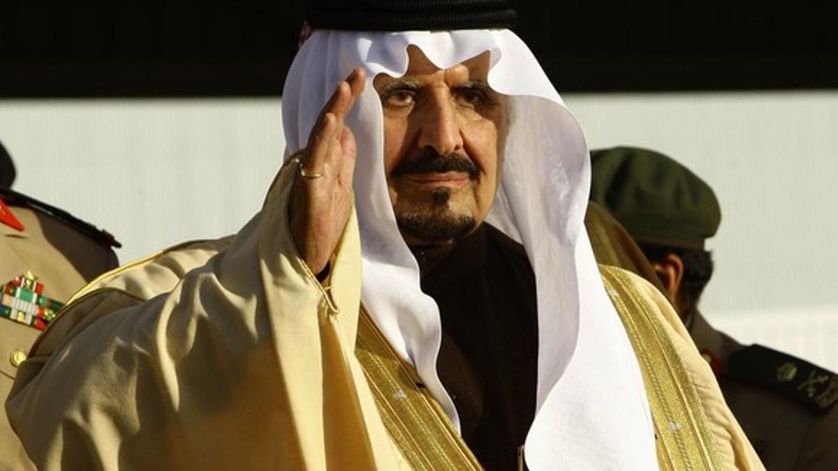 El príncipe heredero de Arabia Saudí, Sultan bin Abdulaziz, durante una ceremonia militar, en Riad, en diciembre del 2009.