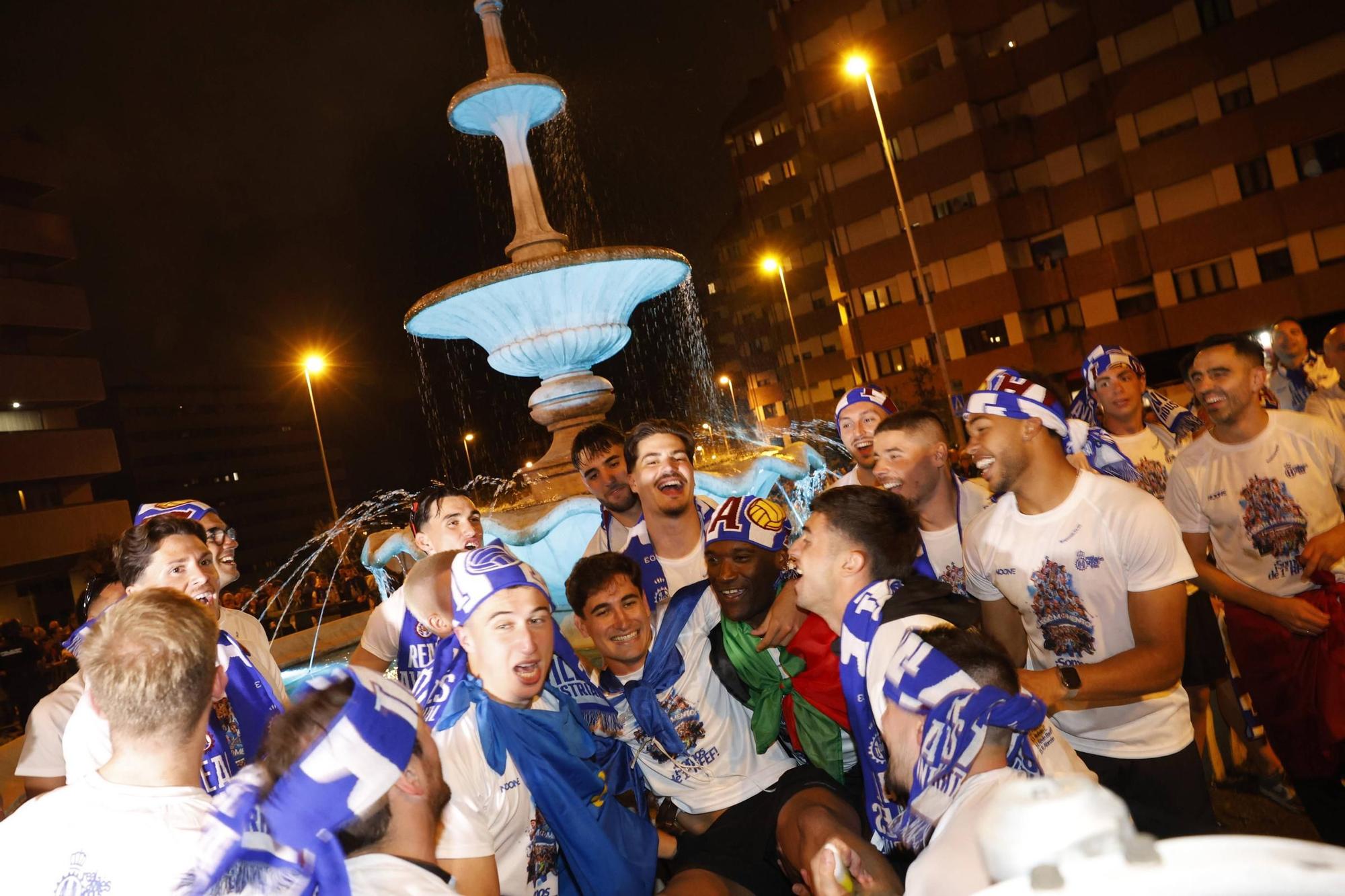 EN IMÁGENES: Locura en las calles de Avilés por el ascenso
